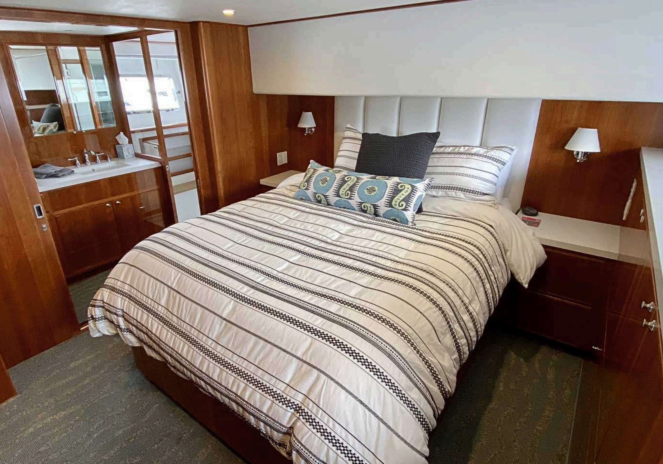 Primary cabin
